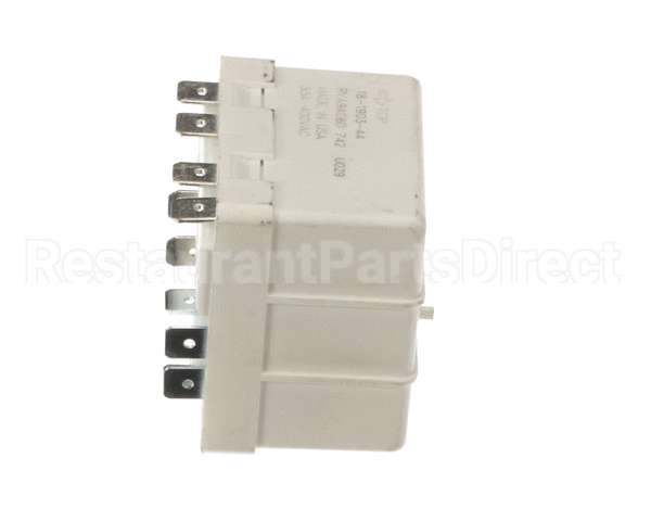 18-1903-44 Scotsman Relay Start