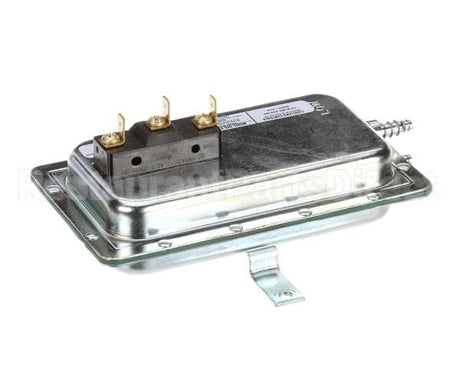 01-1000V6-00177 Baxter Switch, Pressure (Circulation)