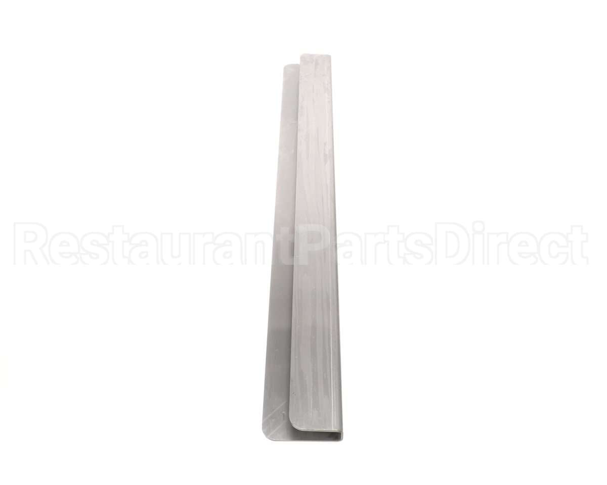 100-0014101-001-C Ultrafryer Clip, Filtration Pad 17.5In