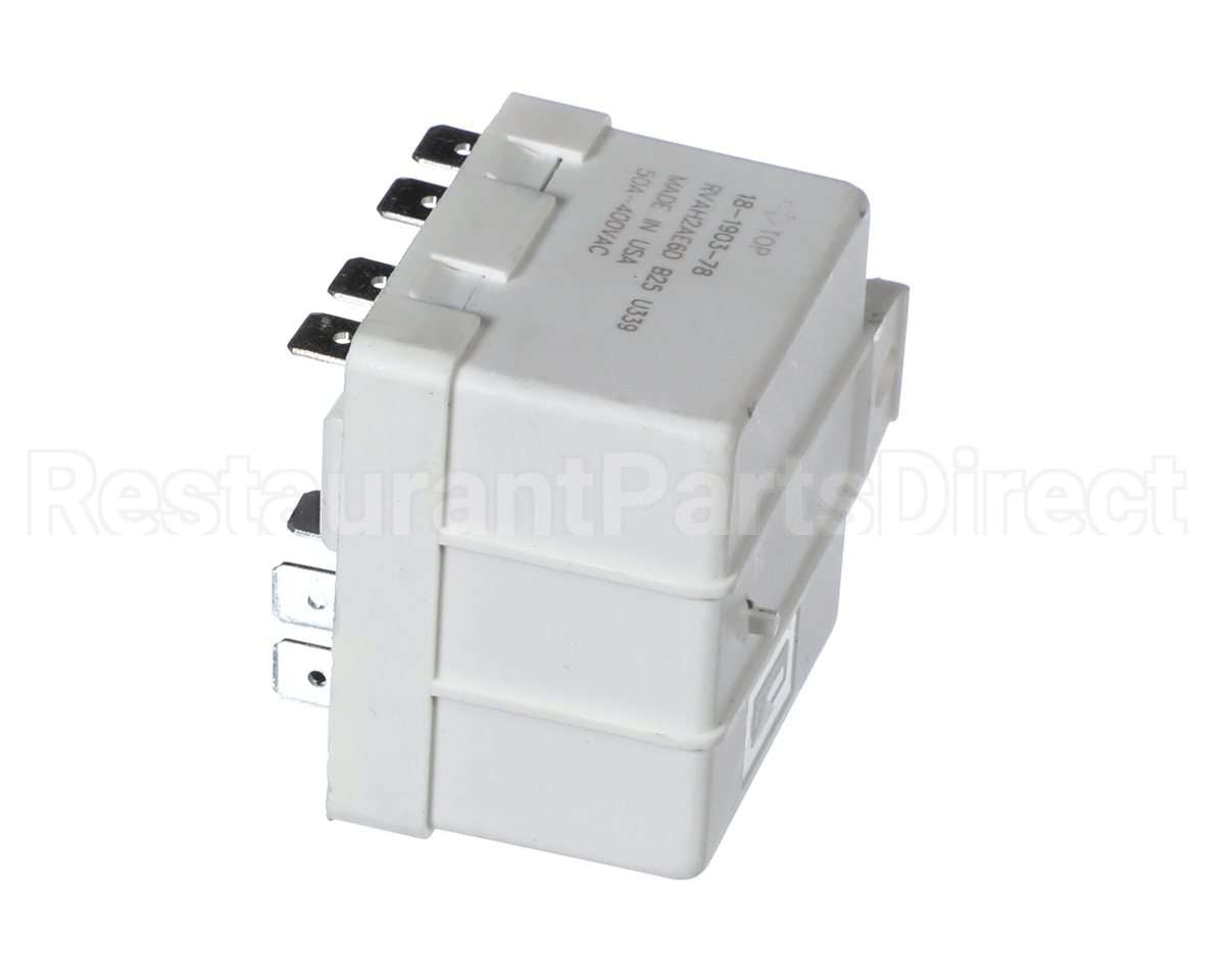 18-1903-78 Scotsman Relay Start