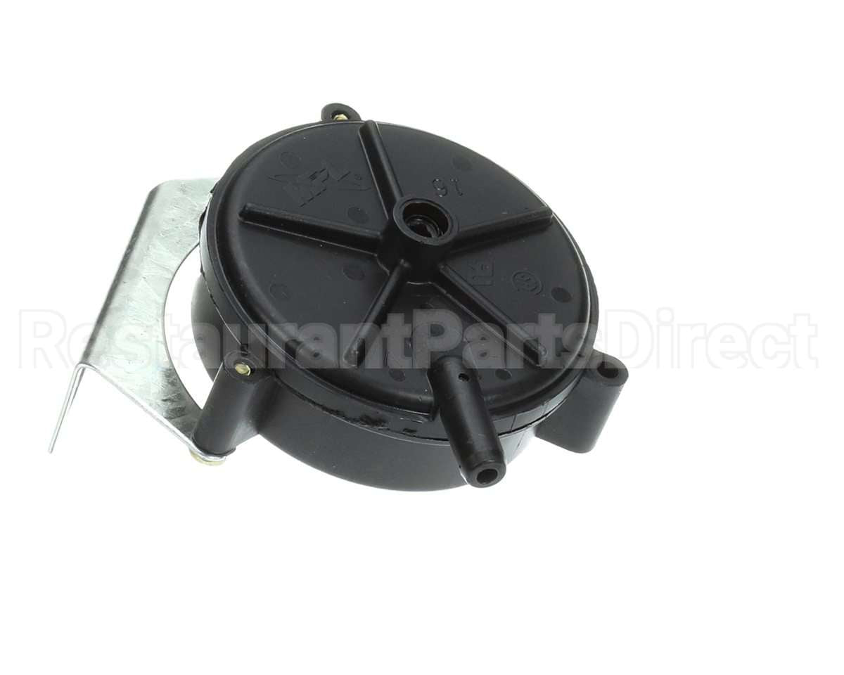 B1370159 Goodman 1.10"Pf Spst Pressure Switch