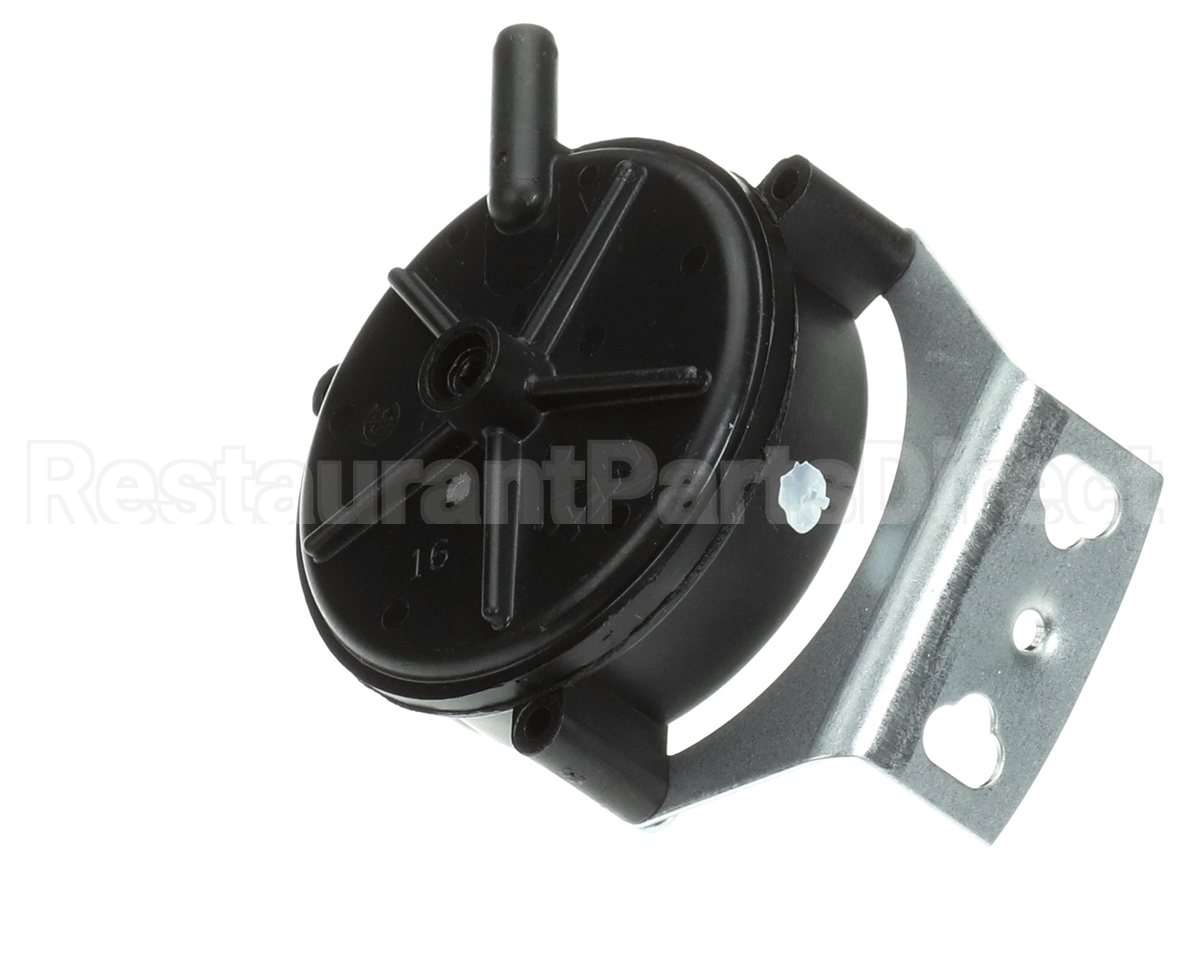 B1370176 Goodman 0.47"Wc Spst Pressure Switch